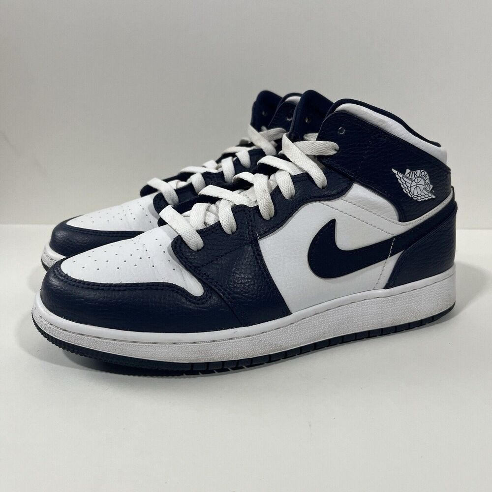 Size 7Y / 8.5 W - Air Jordan 1 Mid Obsidian